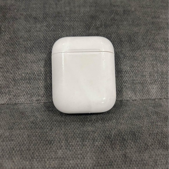 Original/Authentic Apple Charging Case For 1st and 2nd Generation… - Picture 2 of 3